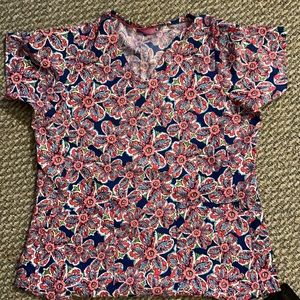 Vera bradley scrub top